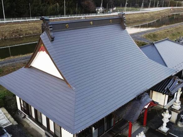 屋根工事の施工事例（社寺建築）